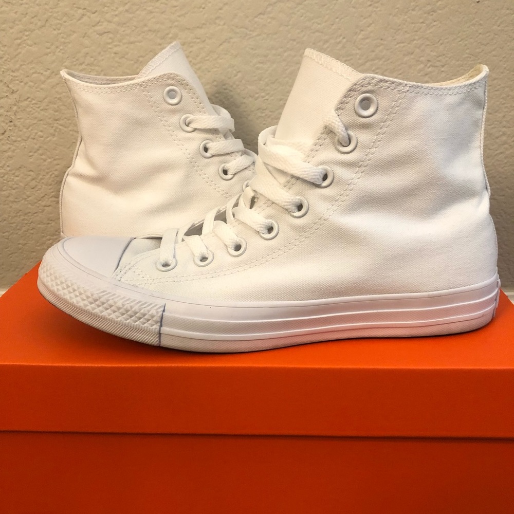 Converse High Tops all white